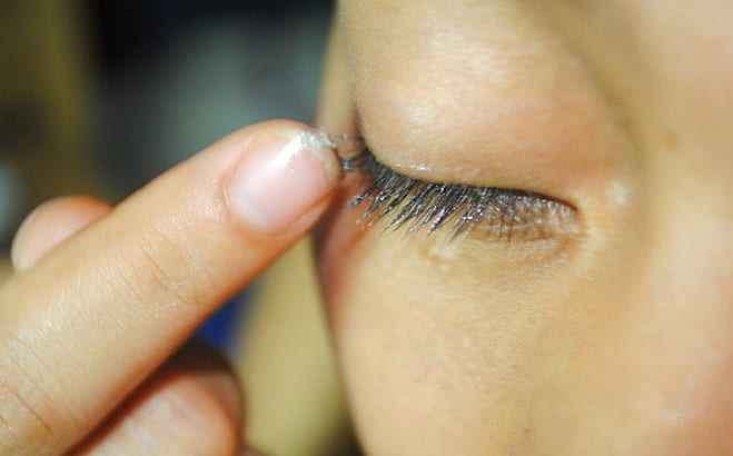 vaseline-for-eyelashes