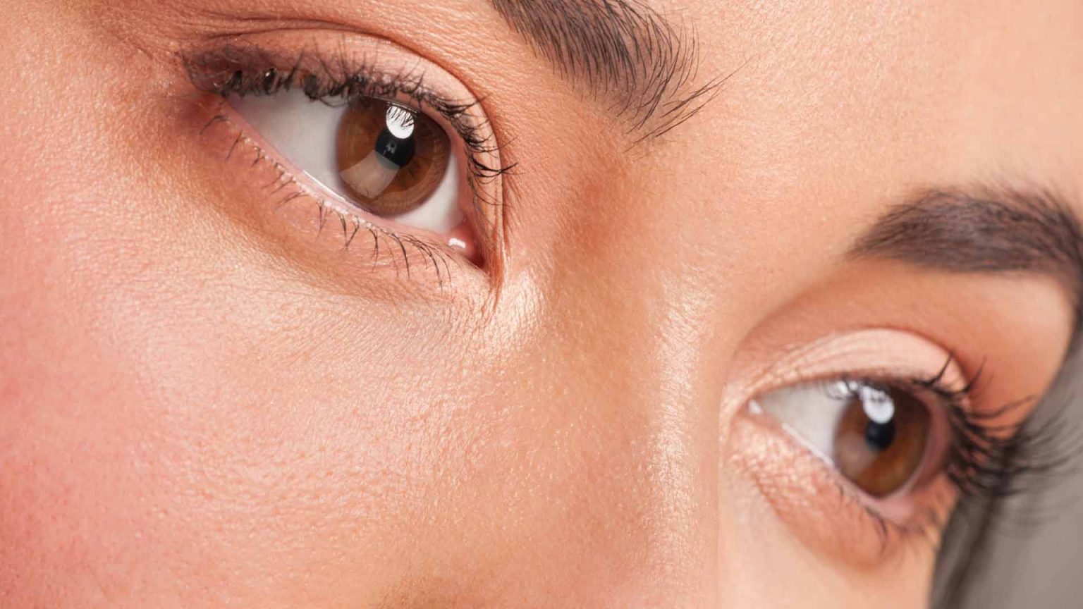 Eyelash Curling Do’s and Dont’s 6 Golden Rules for Curling Lashes