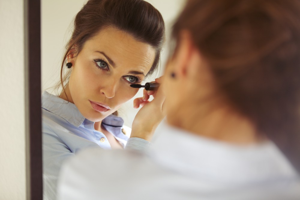 Benefits of a Heated Eyelash Curler