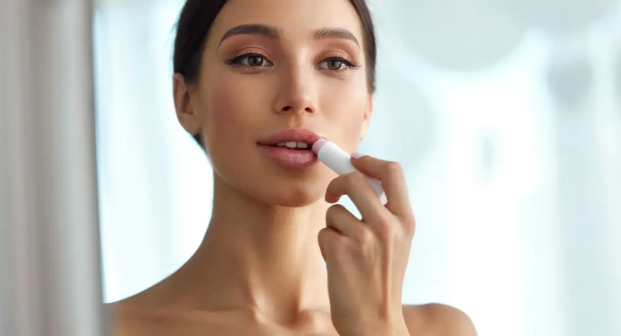 10 Best Lip Balms For Dark Lips In 2023