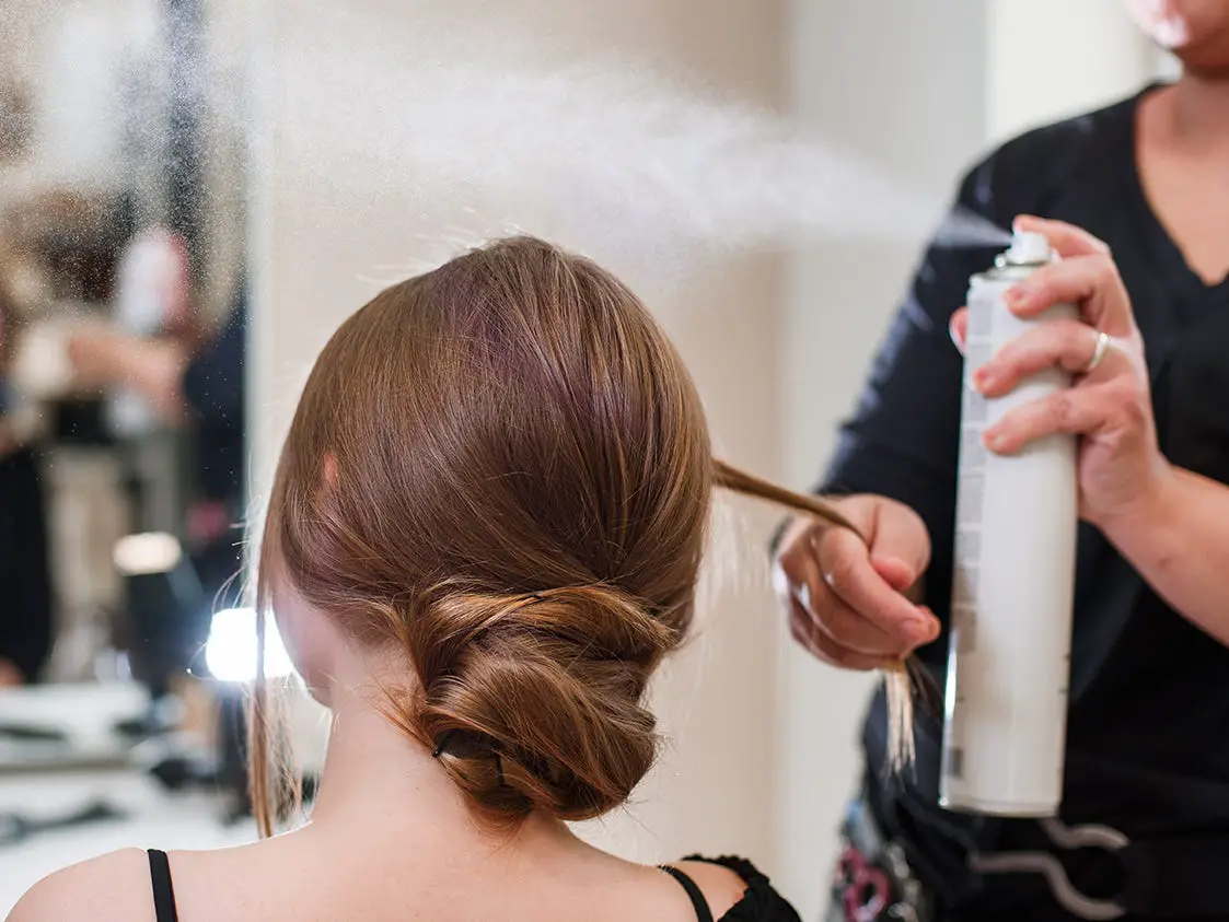 The 10 Best Hairspray For Fine And Thin Hair That Provide Strong Hold