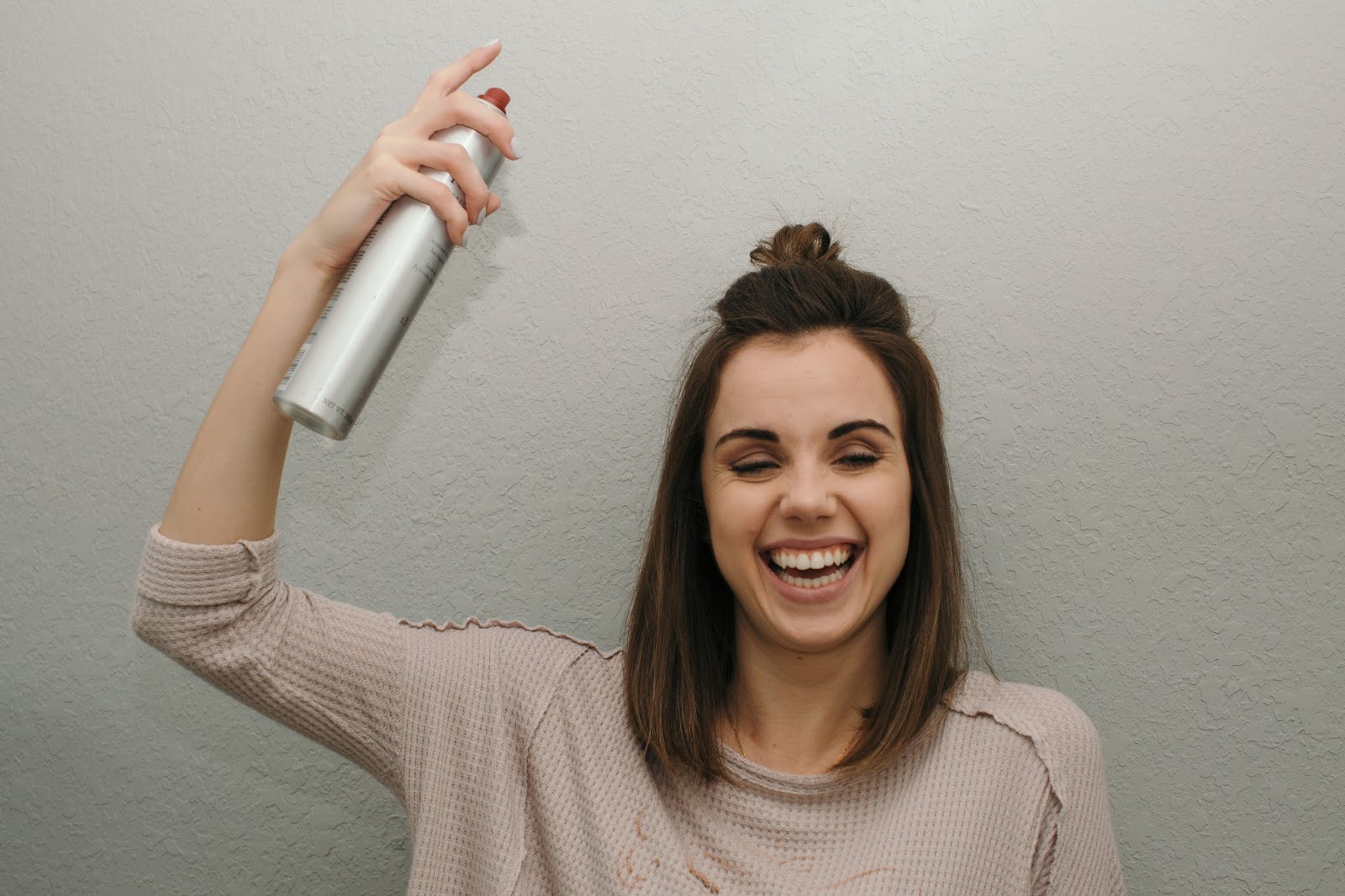 The 10 Best Hairspray For Fine And Thin Hair That Provide Strong Hold