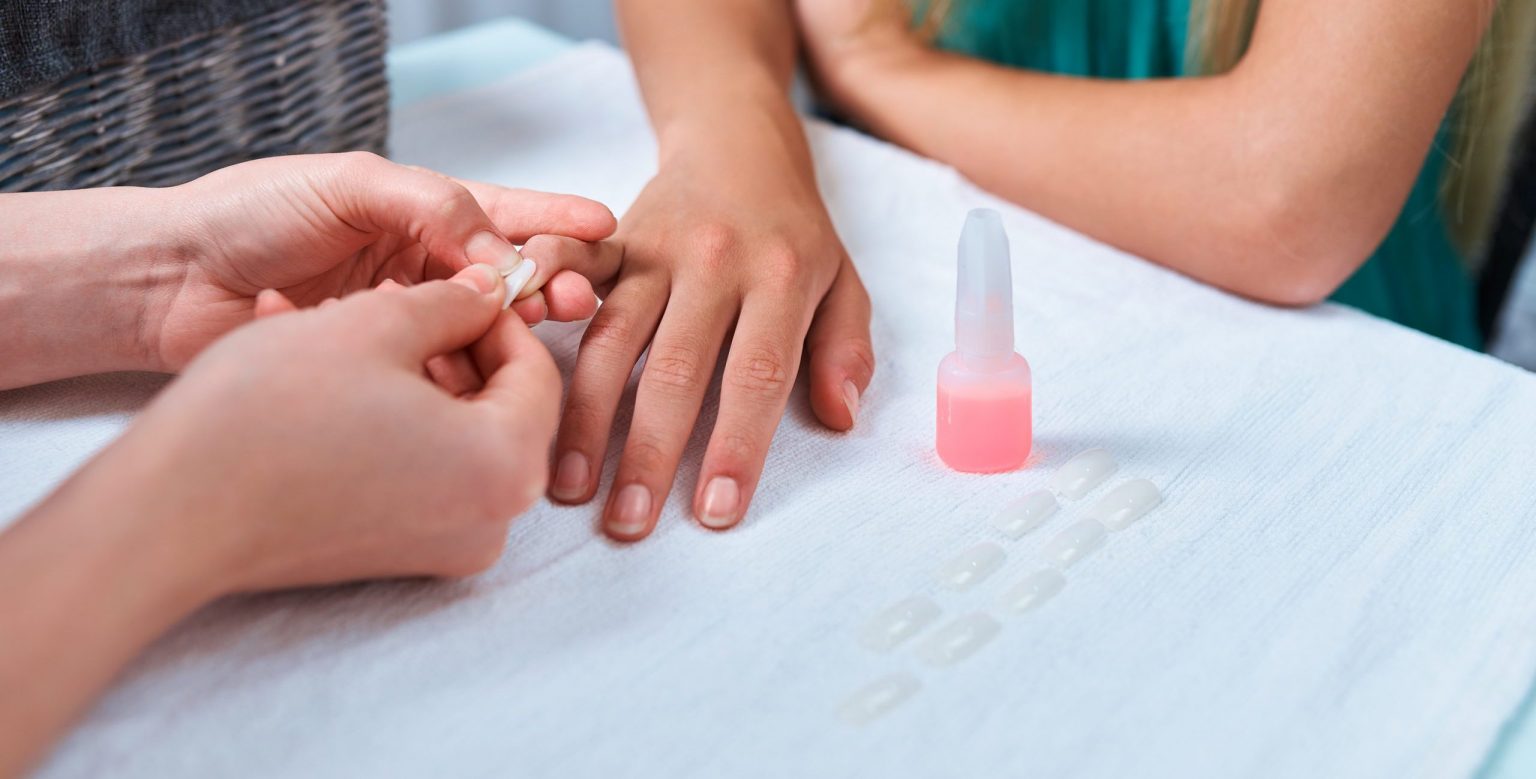 The 5 Best Nail Glue for Press on Nails Reviews & Guide [year]